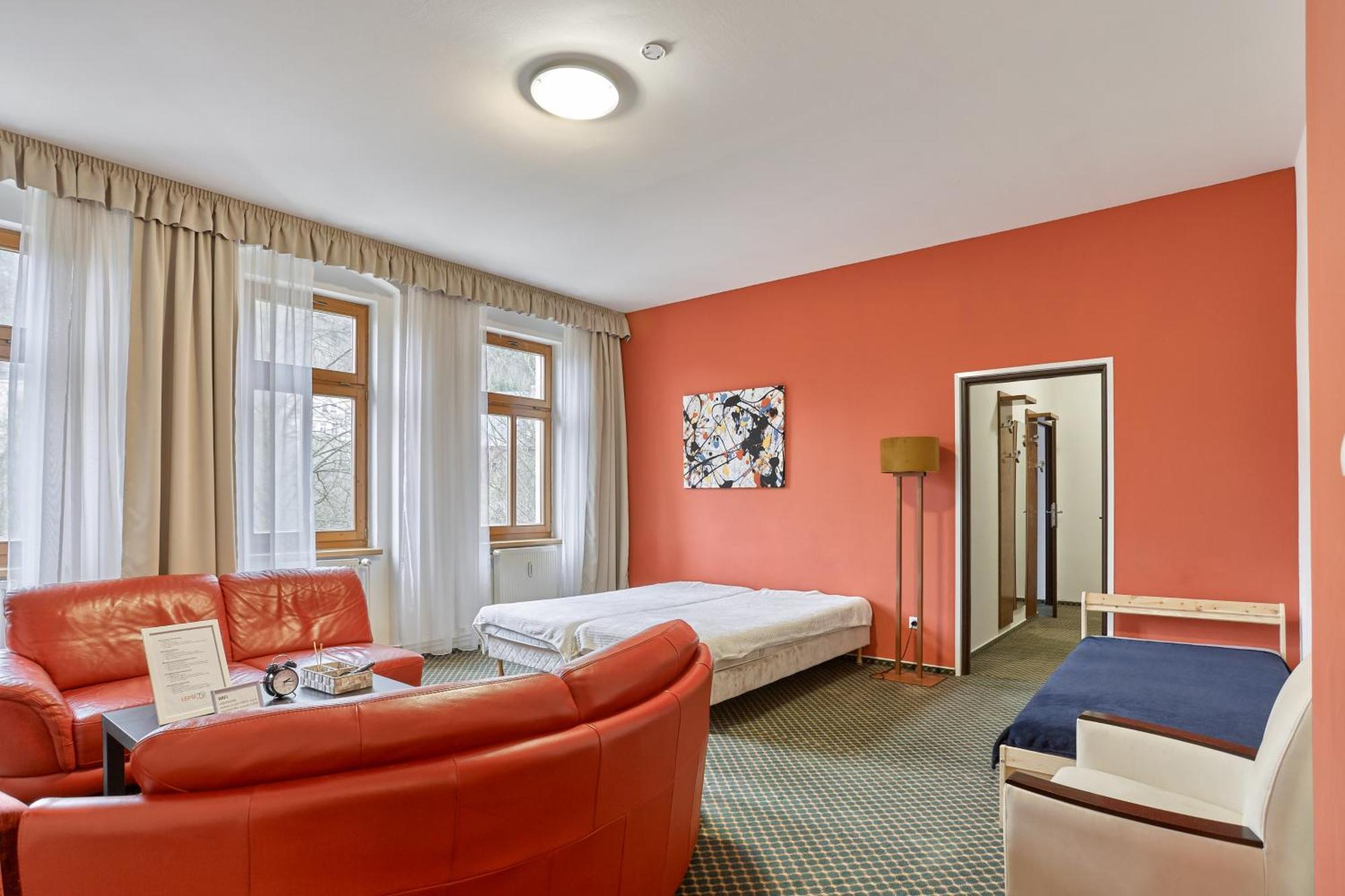 Excellent Apartments In Spa City Center 5 Min Walk From The Colonnade Karlsbad Eksteriør billede